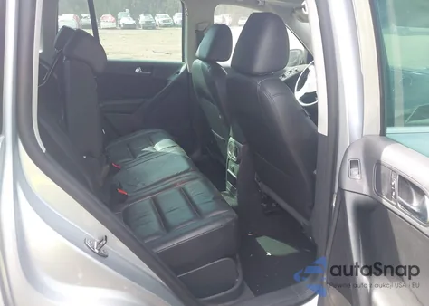 2010 Volkswagen Tiguan Sel из США, поврежденный, VIN WVGAV7AX7AW537422